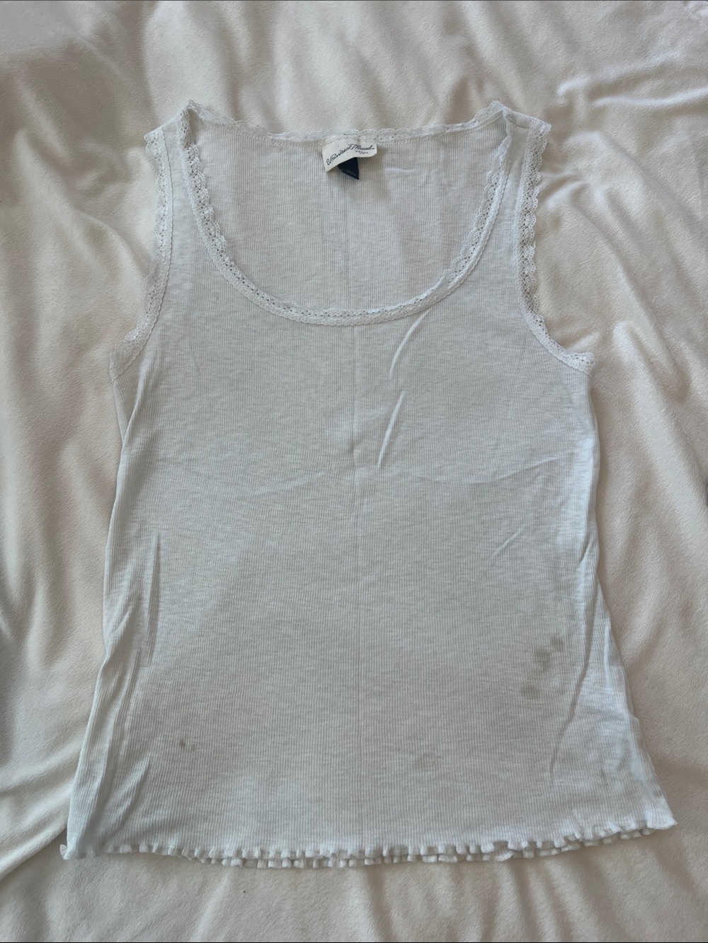 Universal threads white tank top with lace detail